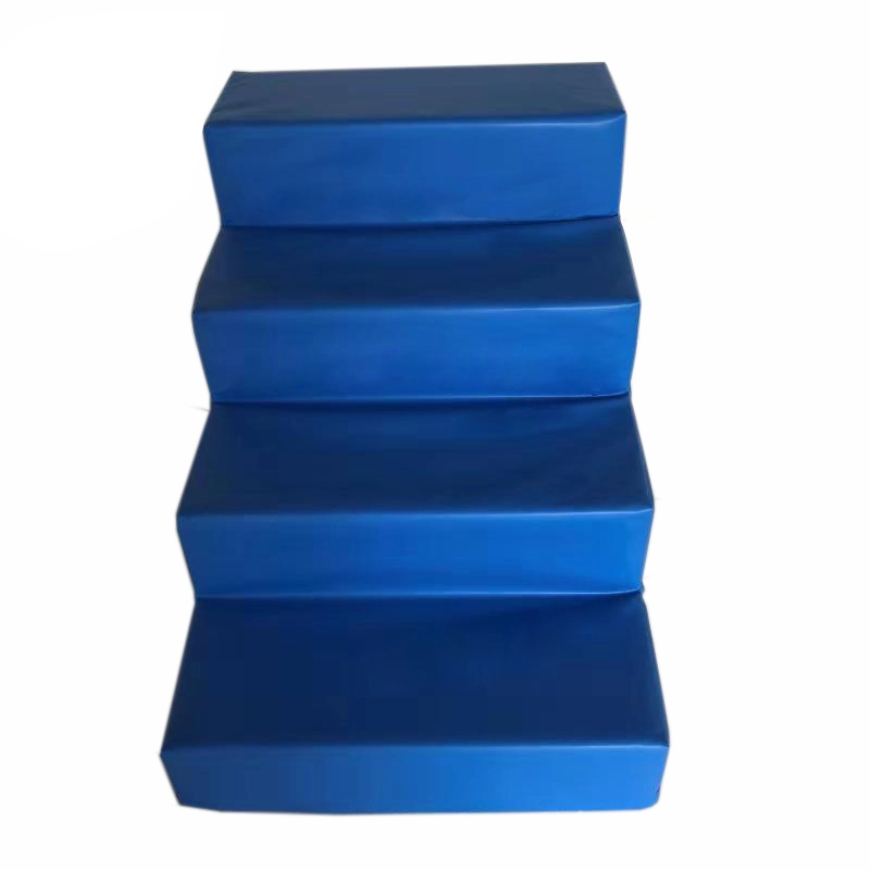 నాలుగు-దశల మెట్లు